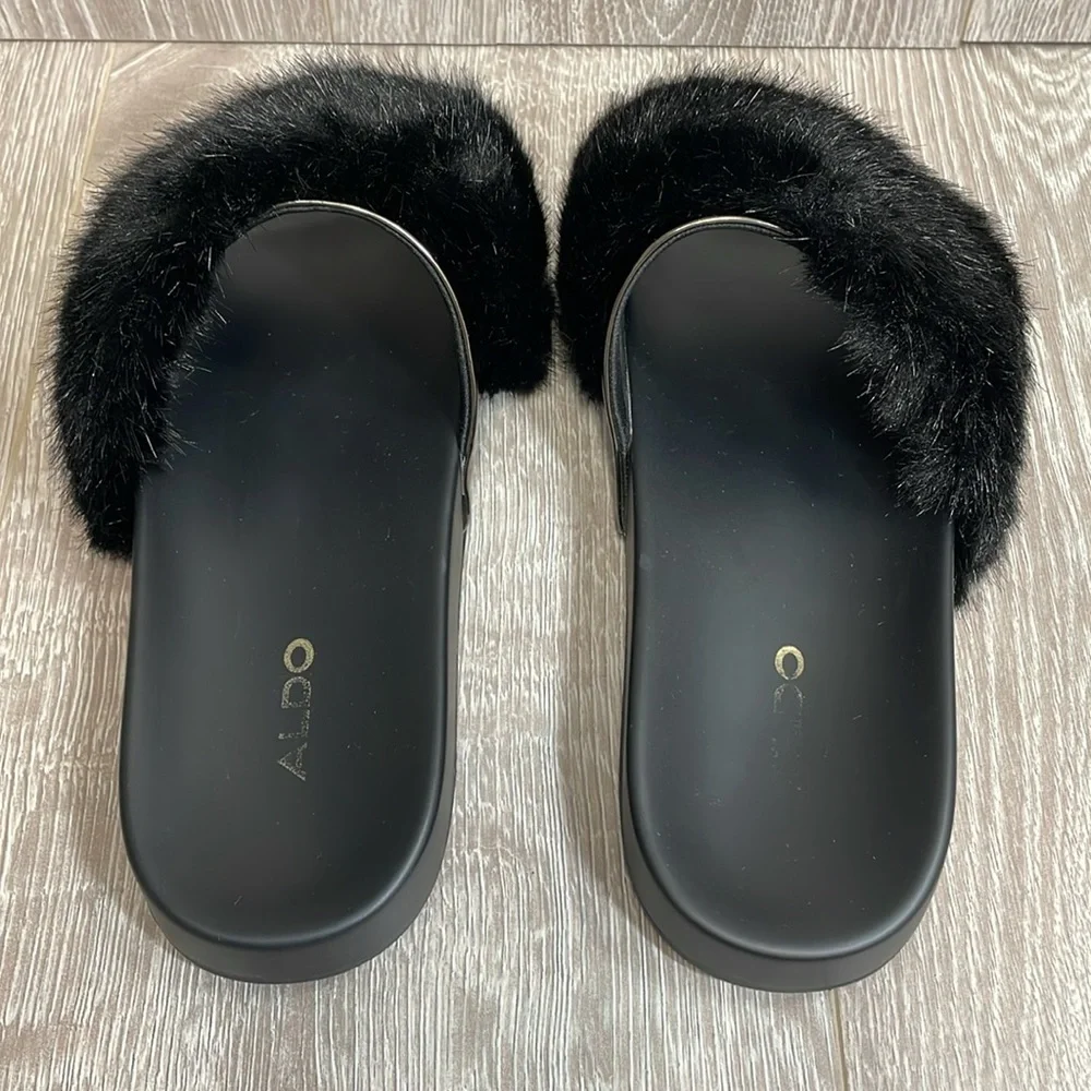 Aldo Gotta Black & Metallic Faux Fur Slide Sandal 7.5